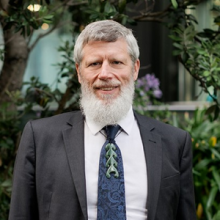 Dr Rod Carr
